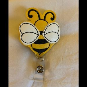 Cute bee 🐝 badge holder
